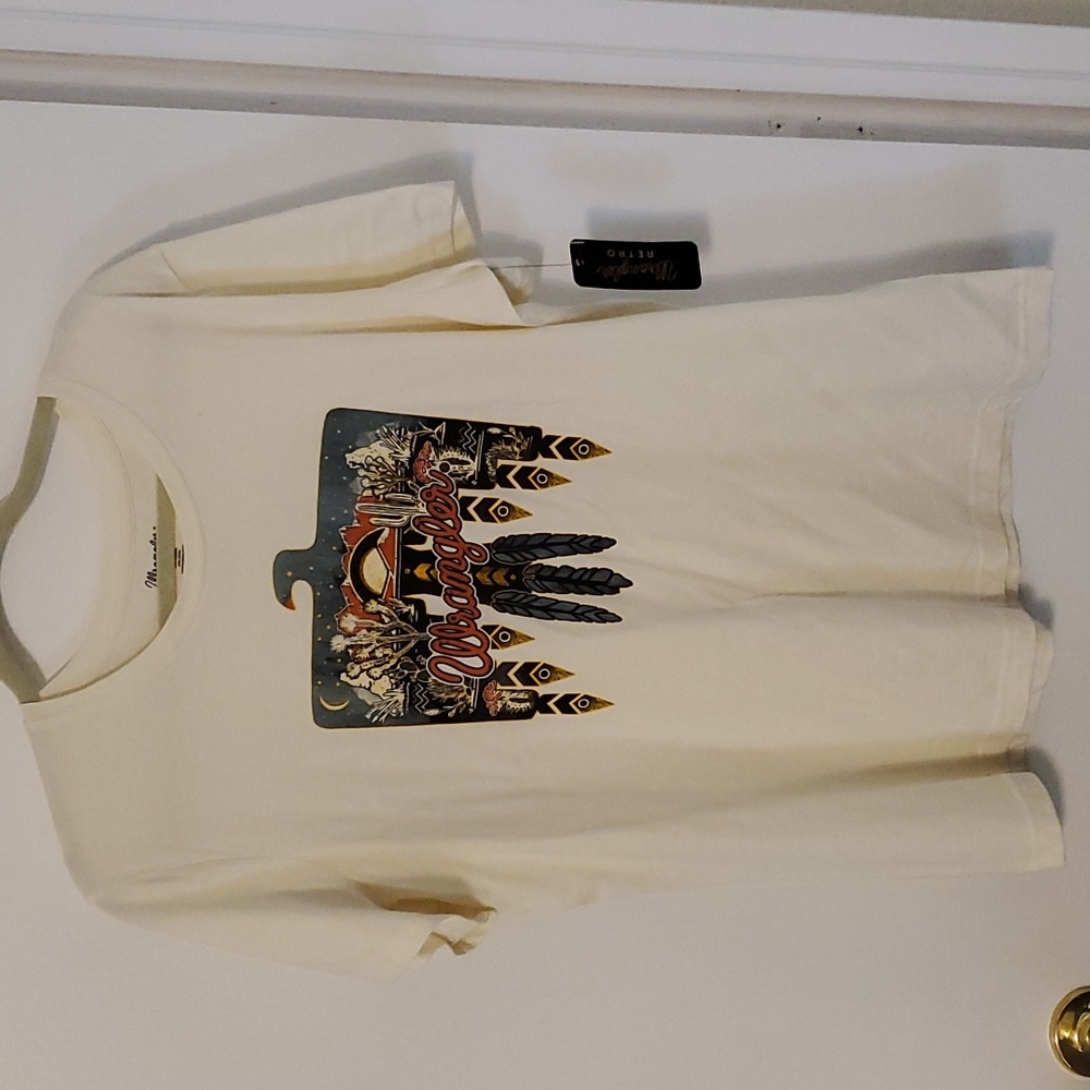 Ladies Wrangler Retro Thunderbird Tee. NWT XL Cream
